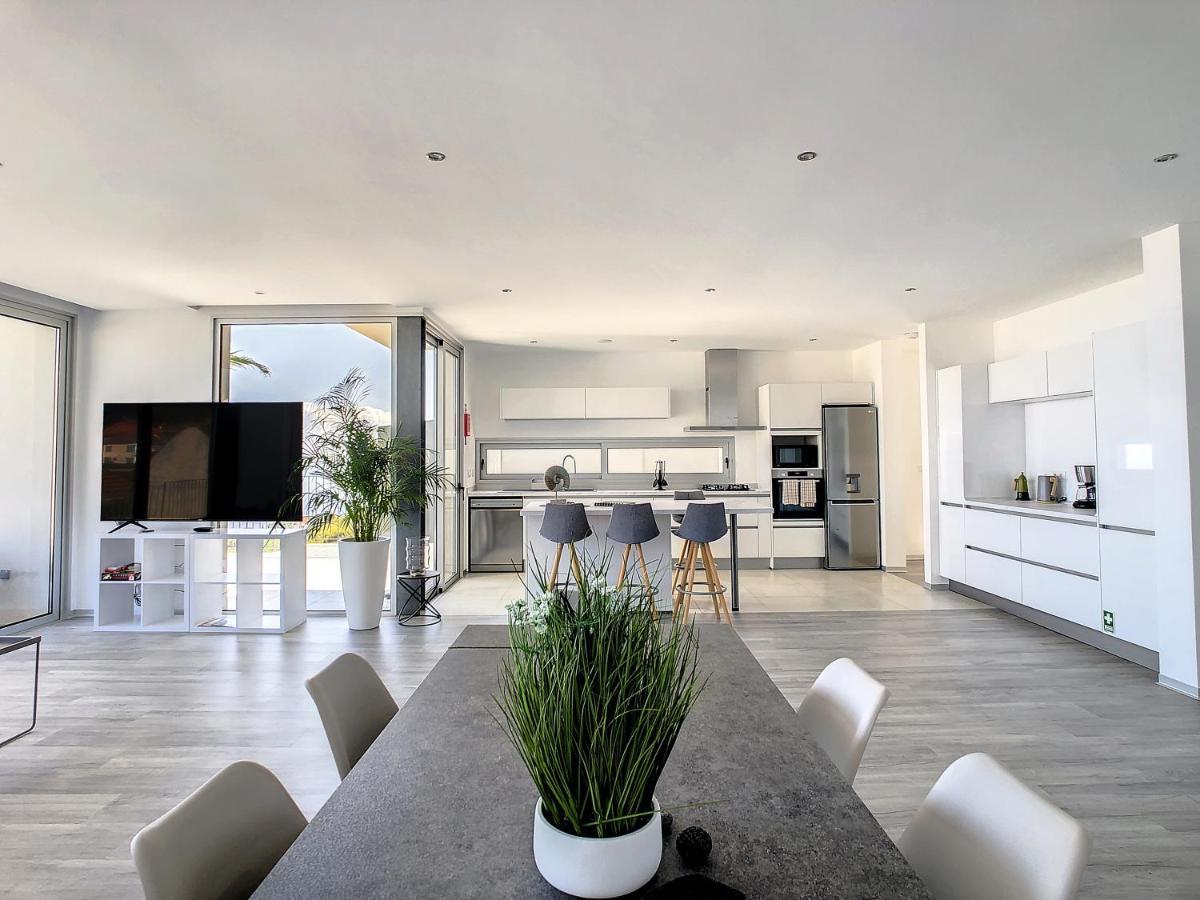 Villa Piece Of Heaven By Lovelystay Estreito Da Calheta Exterior photo